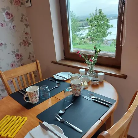 罗斯洛住宿加早餐旅舍 4* Canower